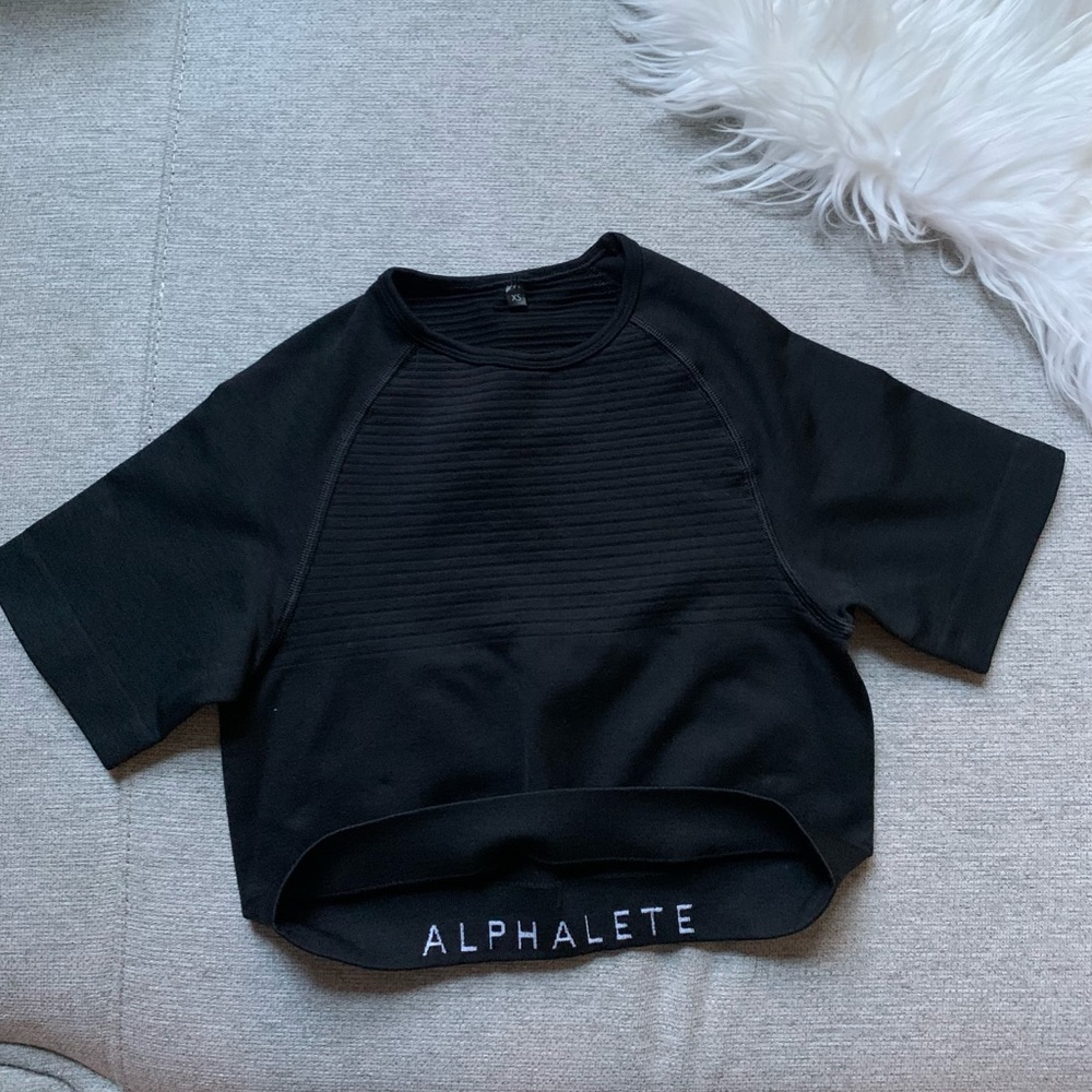 NWOT Alphalete short sleeve crop top